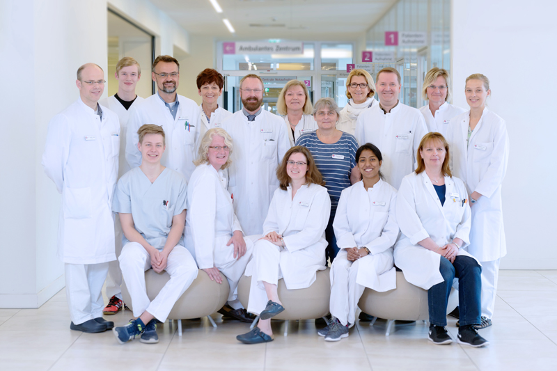 Team der Krankenhausapotheke am Klinikum Bremerhaven-Reinkenheide; verlinkt zur Seite 'Krankenhausapotheke'