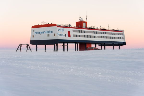 Die Forschungseinrichtung des Alfred-Wegener-Instituts in der Antarktis (Neumayer-Station III)