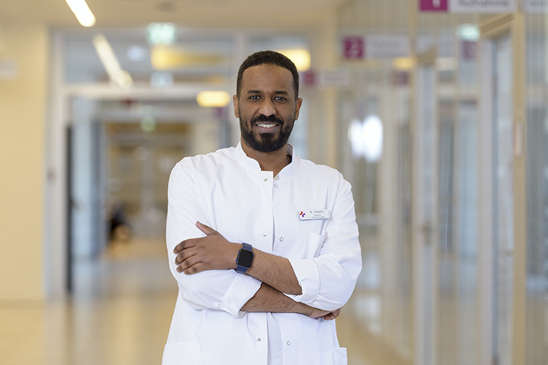 Mahmod Abdalla, Oberarzt der Klinik für Unfallchirurgie am Klinikum Bremerhaven-Reinkenheide (Foto: Schimanke)