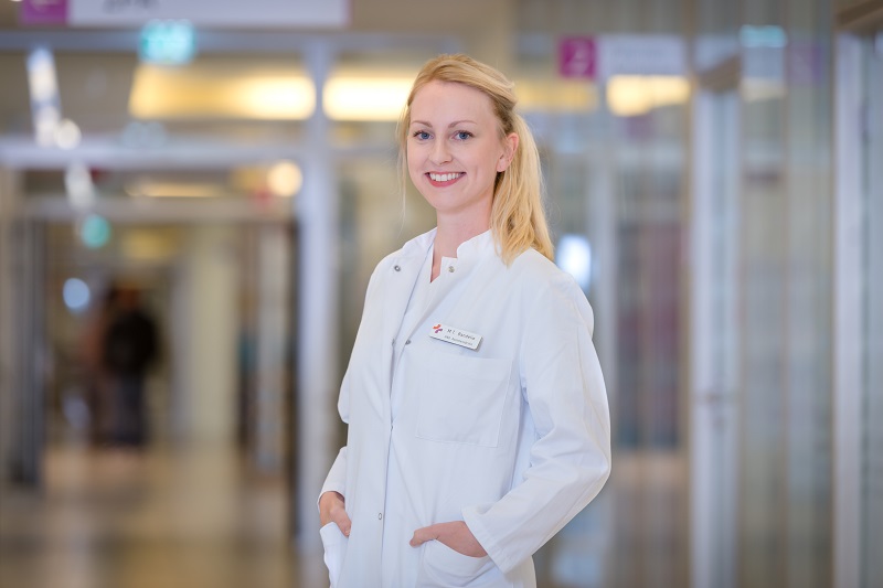 Dr. med. Marie Bandelier, Assistenzärztin in der Klinik für Hals-, Nasen-, Ohrenheilkunde am Klinikum Bremerhaven-Reinkenheide (Foto: Antje Schimanke)
