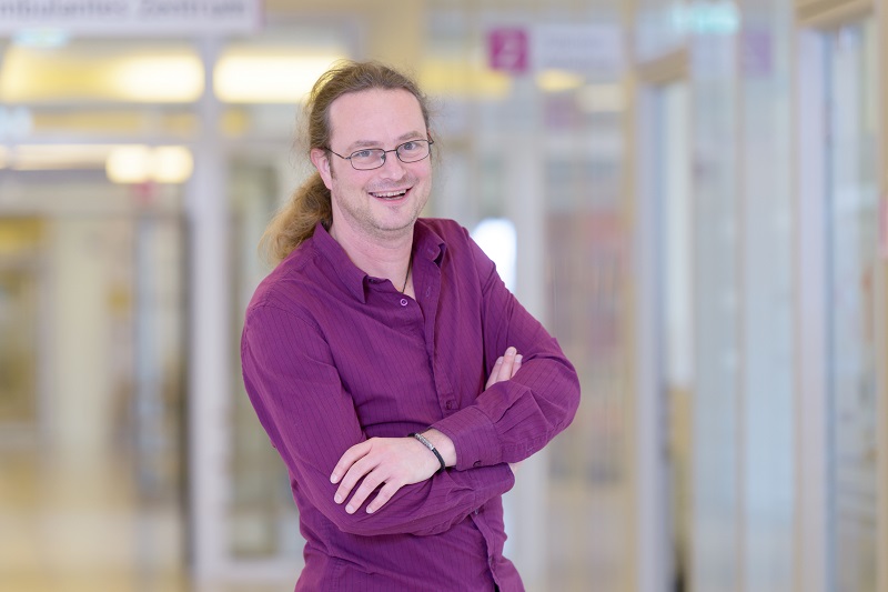 Marc Berwald, Mitarbeiter im Entlassmanagement am Klinikum Bremerhaven-Reinkenheide (Foto: Antje Schimanke)