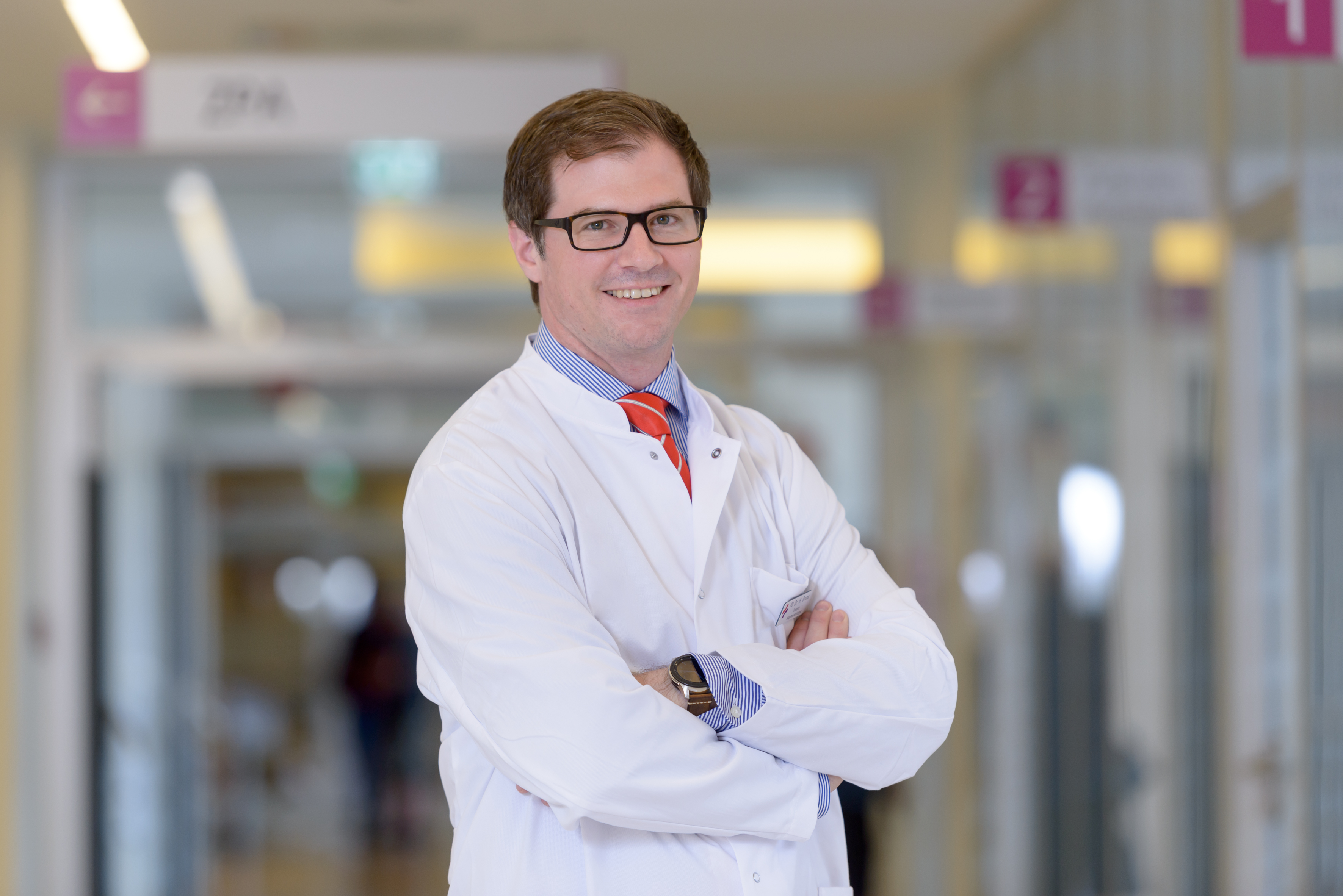 PD Dr. med. Helge Bruns, Chefarzt in der Klinik für Allgemein-, Viszeral-, Thorax- und Gefäßchirurgie am Klinikum Bremerhaven-Reinkenheide (Foto: Antje Schimanke)