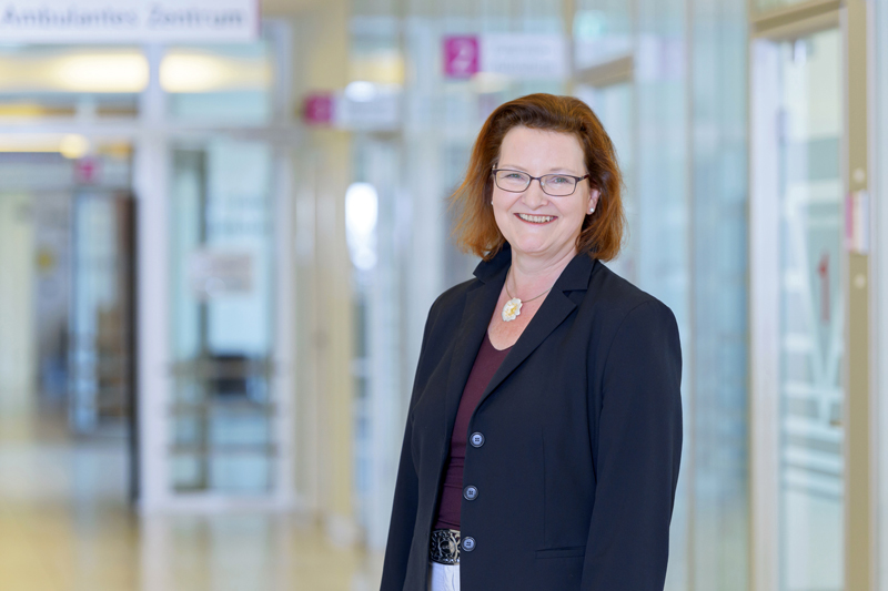 Bettina C. Flach, Leiterin der Pflegeakademie Seestadt Bremerhaven am Klinikum Bremerhaven-Reinkenheide (Foto: Antje Schimanke)