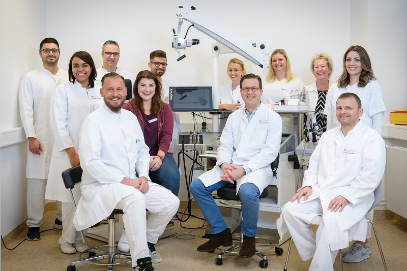 Gruppenfoto vom Team der Klinik für Hals-Nasen-Ohrenheilkunde am Klinikum Bremerhaven-Reinkenheide (Foto: Antje Schimanke)