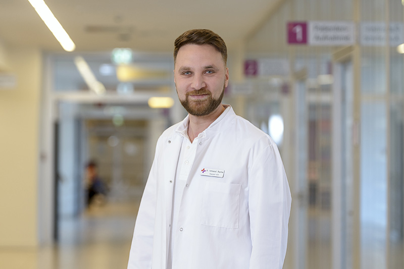 Abdulawahab Ismaeel Basha, Oberarzt der Klinik für Unfallchirurgie am Klinikum Bremerhaven-Reinkenheide (Foto: Schimanke)