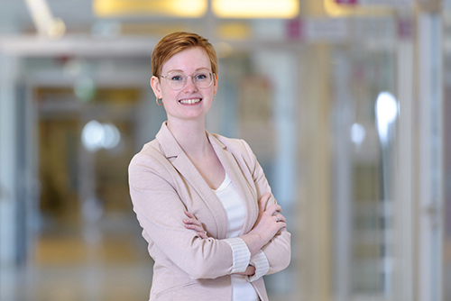 Anna-Dorothea Marwede, Referentin für Unternehmenskommunikation am Klinikum Bremerhaven-Reinkenheide (Foto: Antje Schimanke) Anna-Dorothea Marwede, Referentin für Unternehmenskommunikation am Klinikum Bremerhaven-Reinkenheide (Foto: Antje Schimanke)