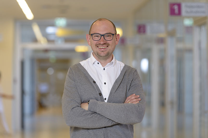 Arne Oetjen, Beauftragter für Medizinproduktesicherheit am Klinikum Bremerhaven-Reinkenheide (Foto: Schimanke)