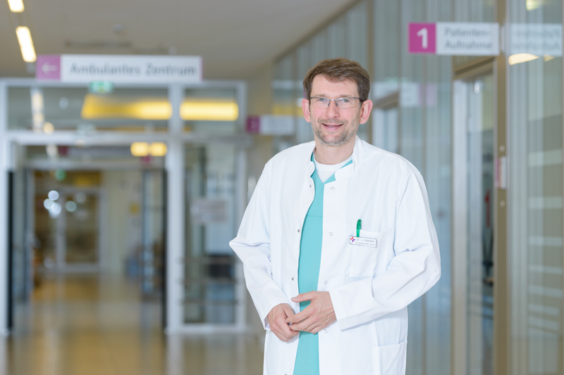 Dr. med. Joachim Schröder, Oberarzt der Medizinischen Klinik II am Klinikum Bremerhaven-Reinkenheide (Foto: Antje Schimanke)