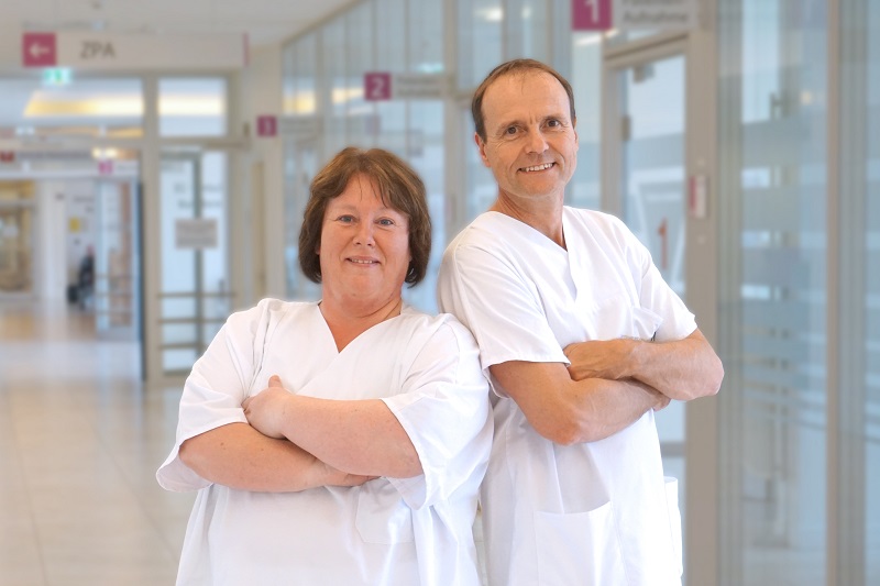 Sylvia Conrad und Bernd Frey, Leitung der Station 8A am Klinikum Bremerhaven-Reinkenheide (Foto: Antje Schimanke)